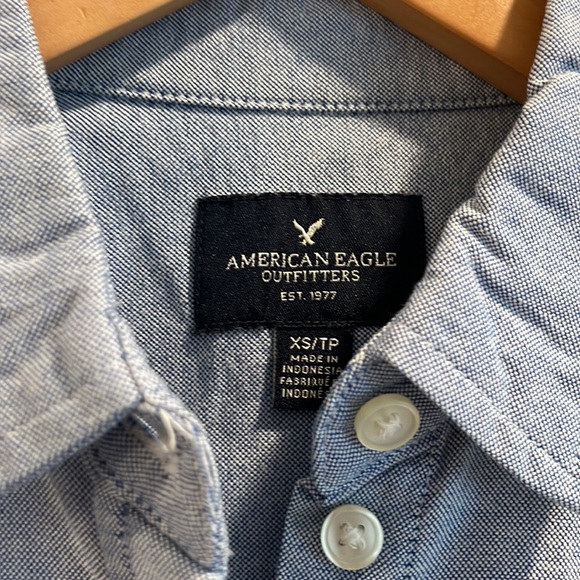 Women's American Eagle Short Sleeve Button Down - Picture 2 of 6